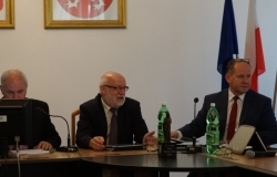 Jednogłośne absolutorium dla burmistrza Mariusza Szewczyka