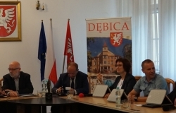 Dębica przystąpiła do realizacji strategii Dębicko -Ropczyckiego Obszaru Funkcjonalnego