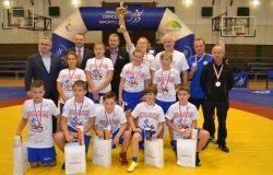 Zapaśnicy „Dziewiątki” wrócili z medalami