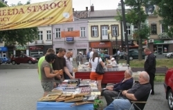 Fotoreportaż z V edycji Jarmarków oraz Giełdy Staroci w Dębicy 10.08.2013r.