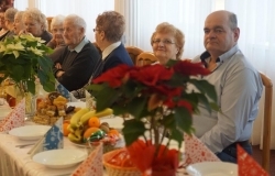 Spotkanie wigilijne podopiecznych Miejskiego Ośrodka Pomocy Społecznej w Dębicy