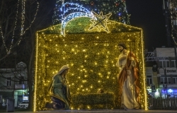 Oświetlenie świąteczne na ulicach Dębicy