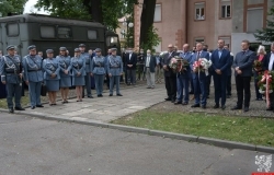 Odsłonięcie tablicy upamiętniającej żołnierzy 9. Pułku Ułanów Małopolskich