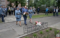Odsłonięcie tablicy upamiętniającej żołnierzy 9. Pułku Ułanów Małopolskich